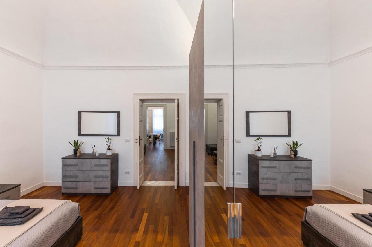 Casa Dei Visionari Apartment Bari Exterior photo